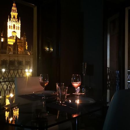 Luxury Apartment With Views To Alcazar, Cathedral And Giralda. Sevilla Dış mekan fotoğraf