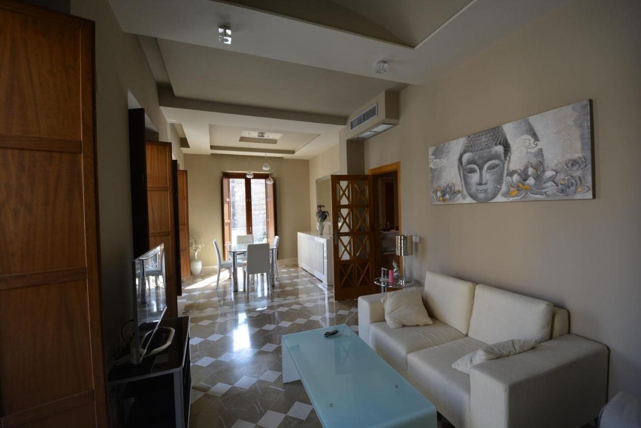 Luxury Apartment With Views To Alcazar, Cathedral And Giralda. Sevilla Dış mekan fotoğraf