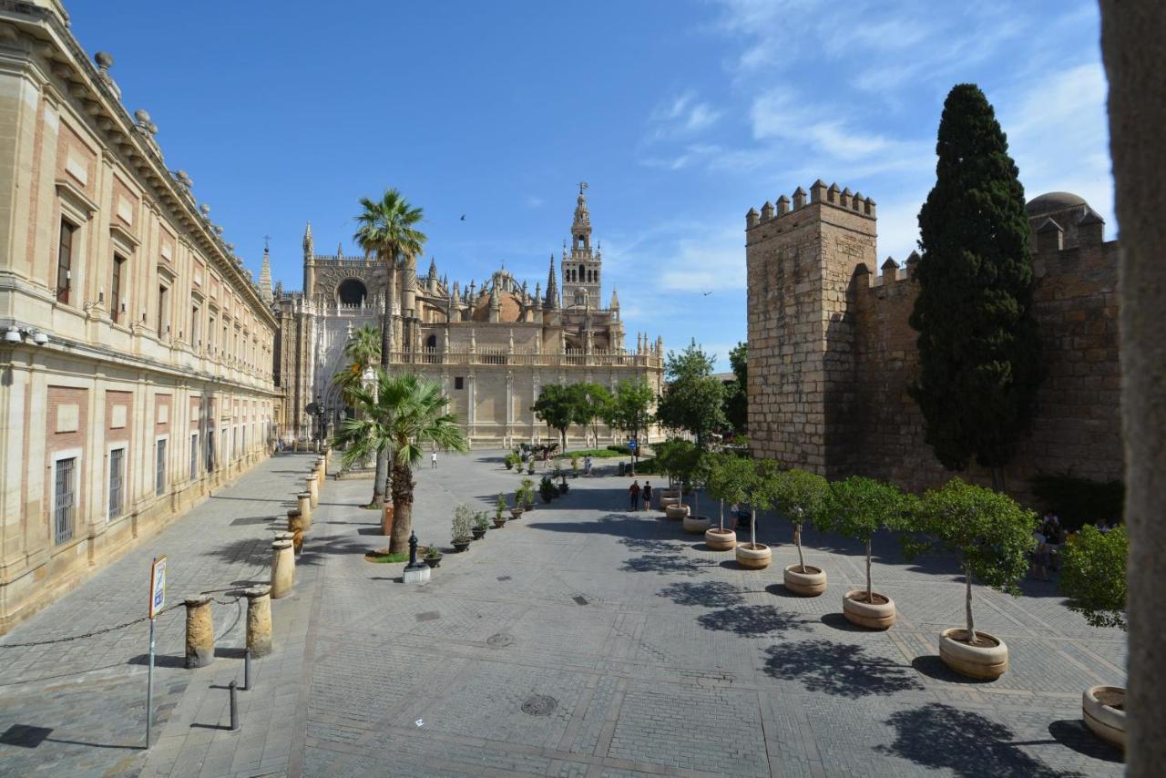 Luxury Apartment With Views To Alcazar, Cathedral And Giralda. Sevilla Dış mekan fotoğraf