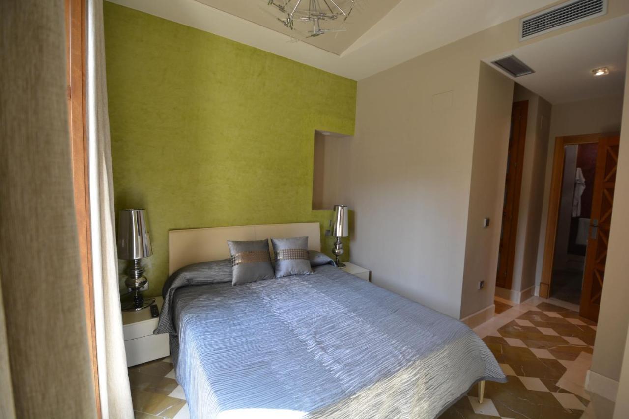 Luxury Apartment With Views To Alcazar, Cathedral And Giralda. Sevilla Dış mekan fotoğraf