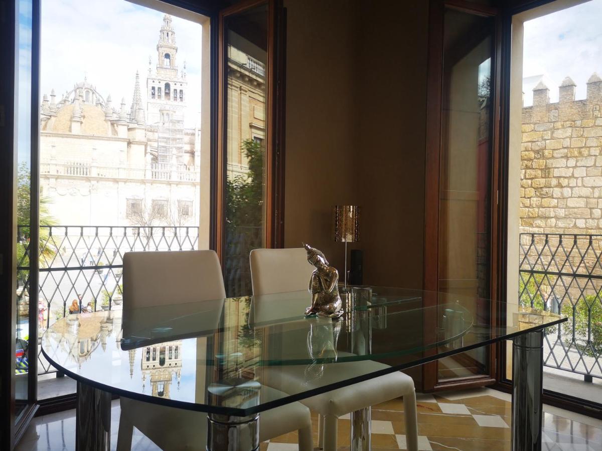 Luxury Apartment With Views To Alcazar, Cathedral And Giralda. Sevilla Dış mekan fotoğraf