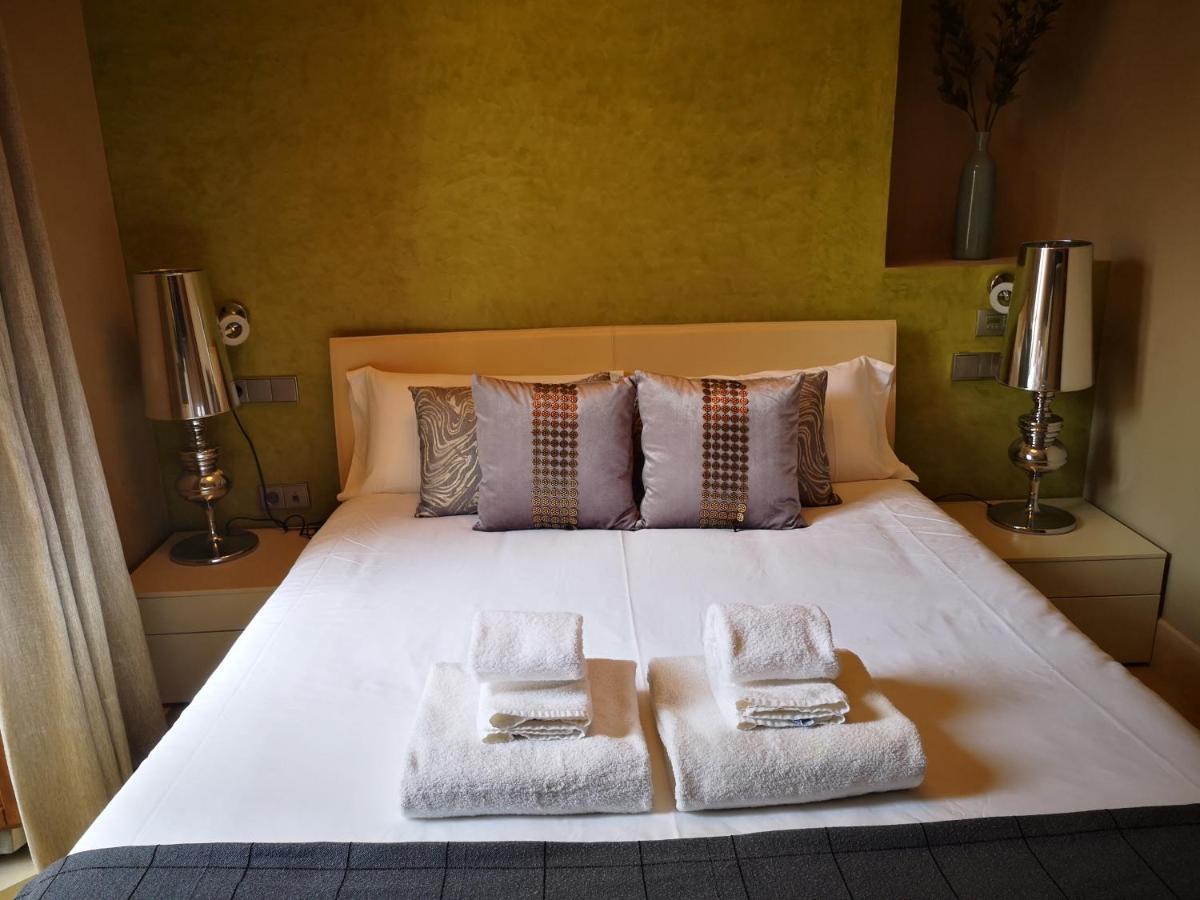 Luxury Apartment With Views To Alcazar, Cathedral And Giralda. Sevilla Dış mekan fotoğraf